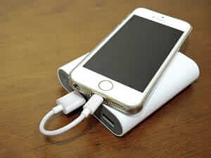iPhone充電中 (1)